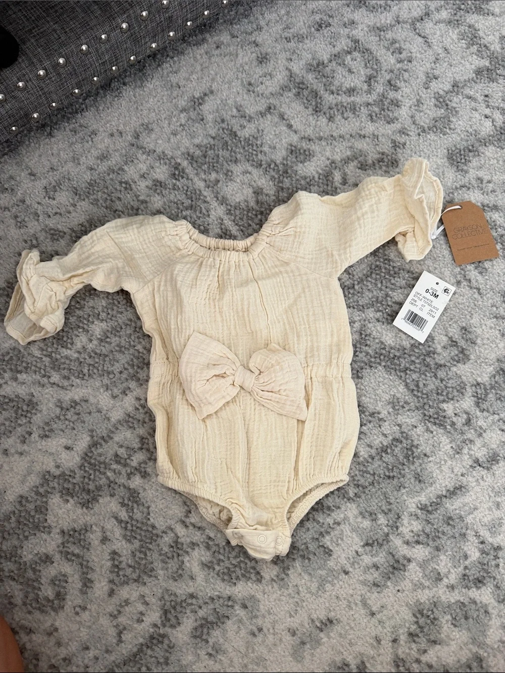 Cream Ruffled Bow Baby One-Piece Bodysuit
